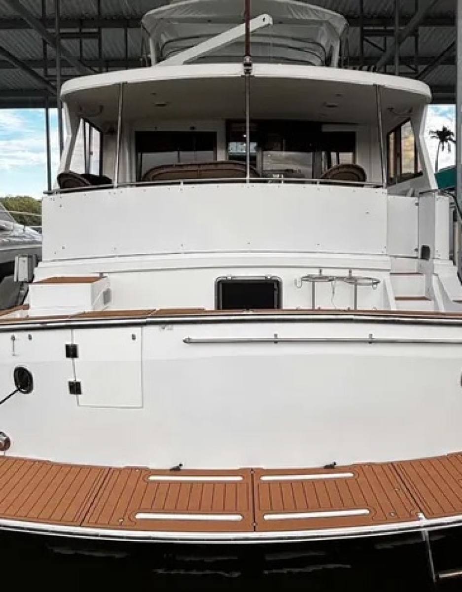 2000 Jefferson Marquessa 56 Cockpit