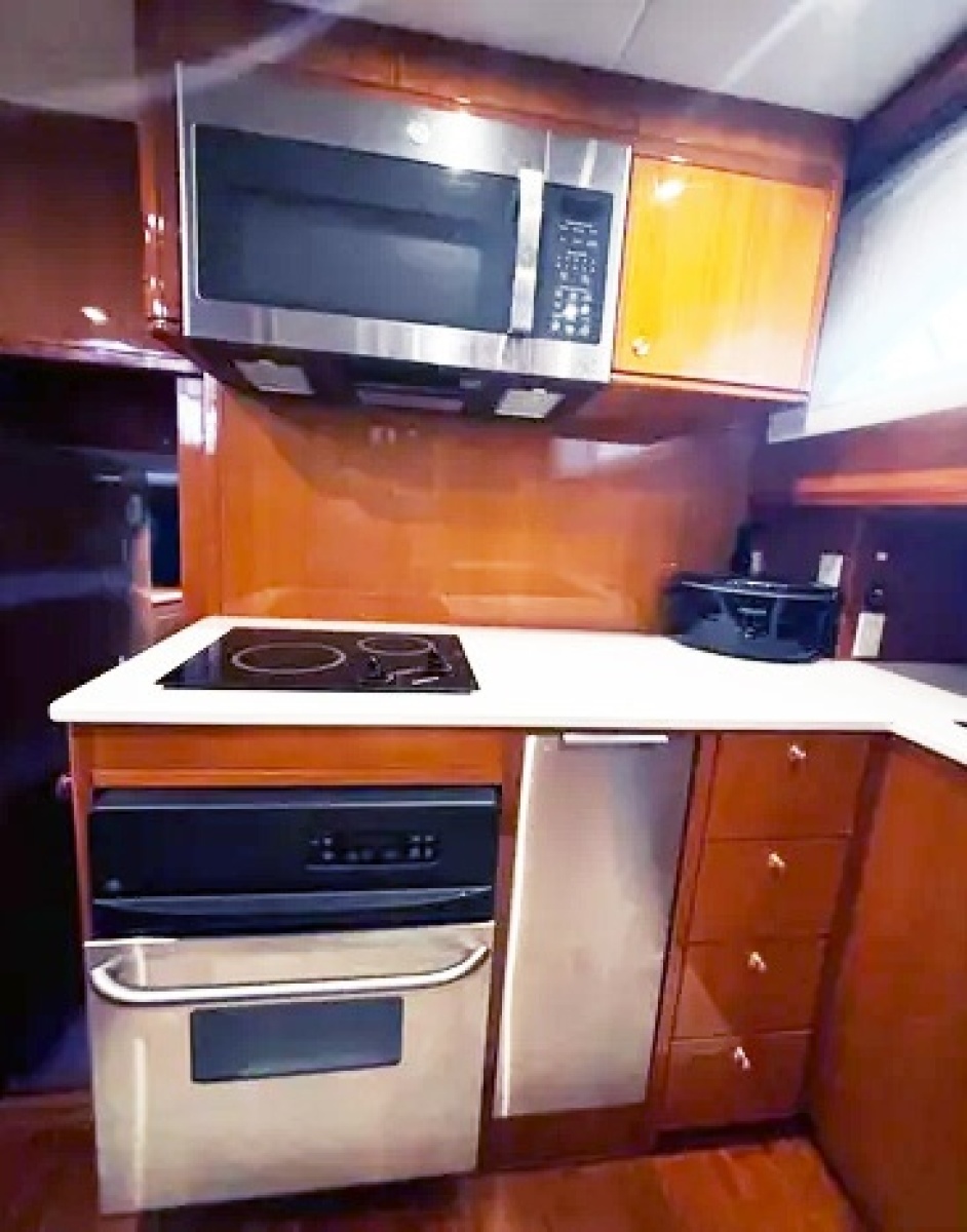 2000 Jefferson Marquessa 56 Cockpit