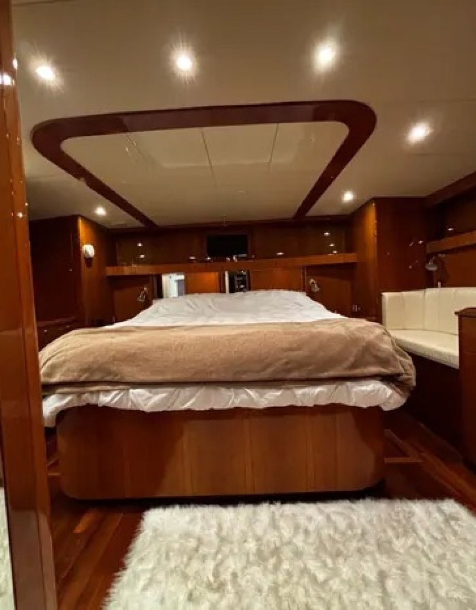2000 Jefferson Marquessa 56 Cockpit