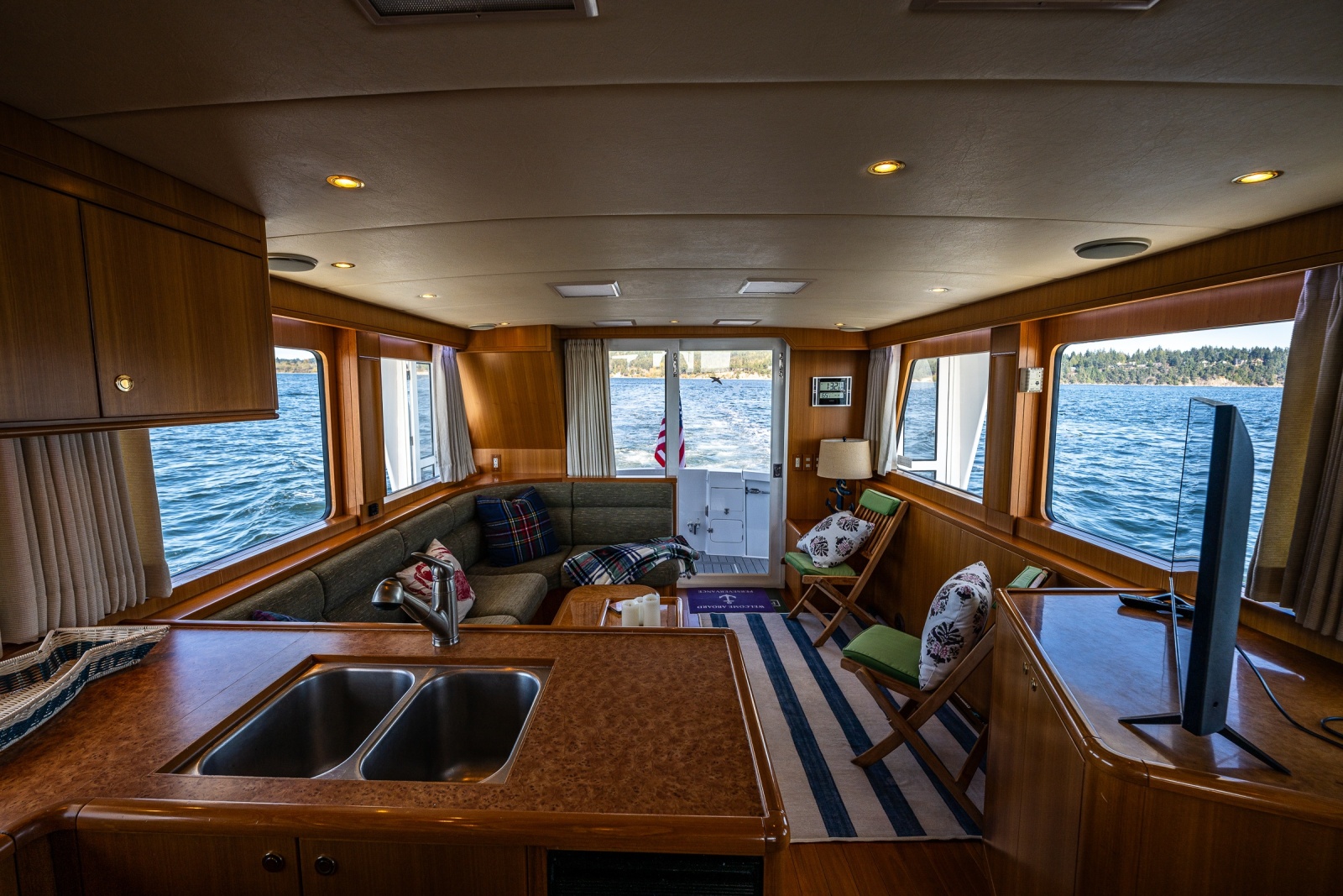 2003 Jefferson 53 Pilothouse