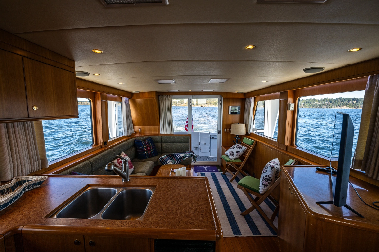 2003 Jefferson 53 Pilothouse