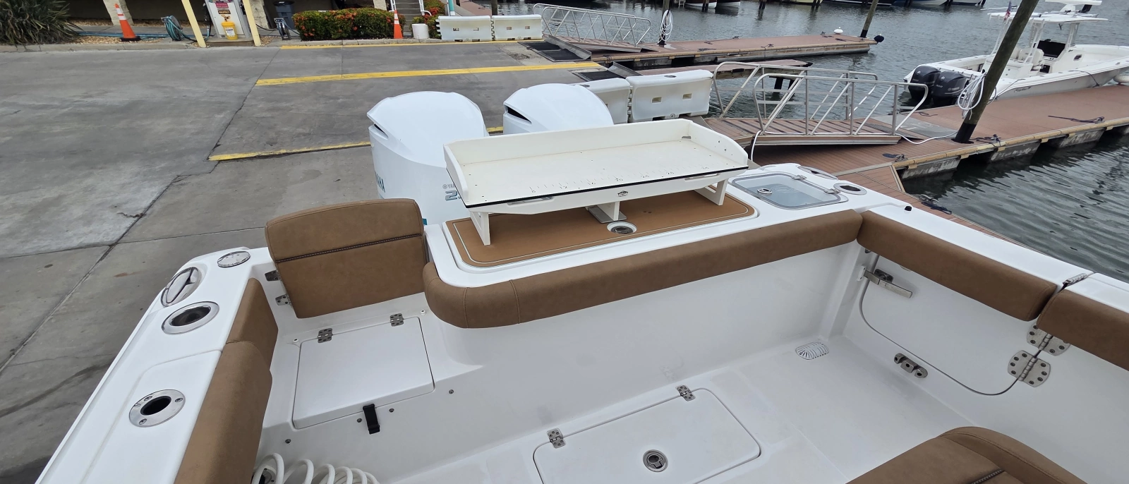 2021 Sea Hunt 27 Gamefish CB