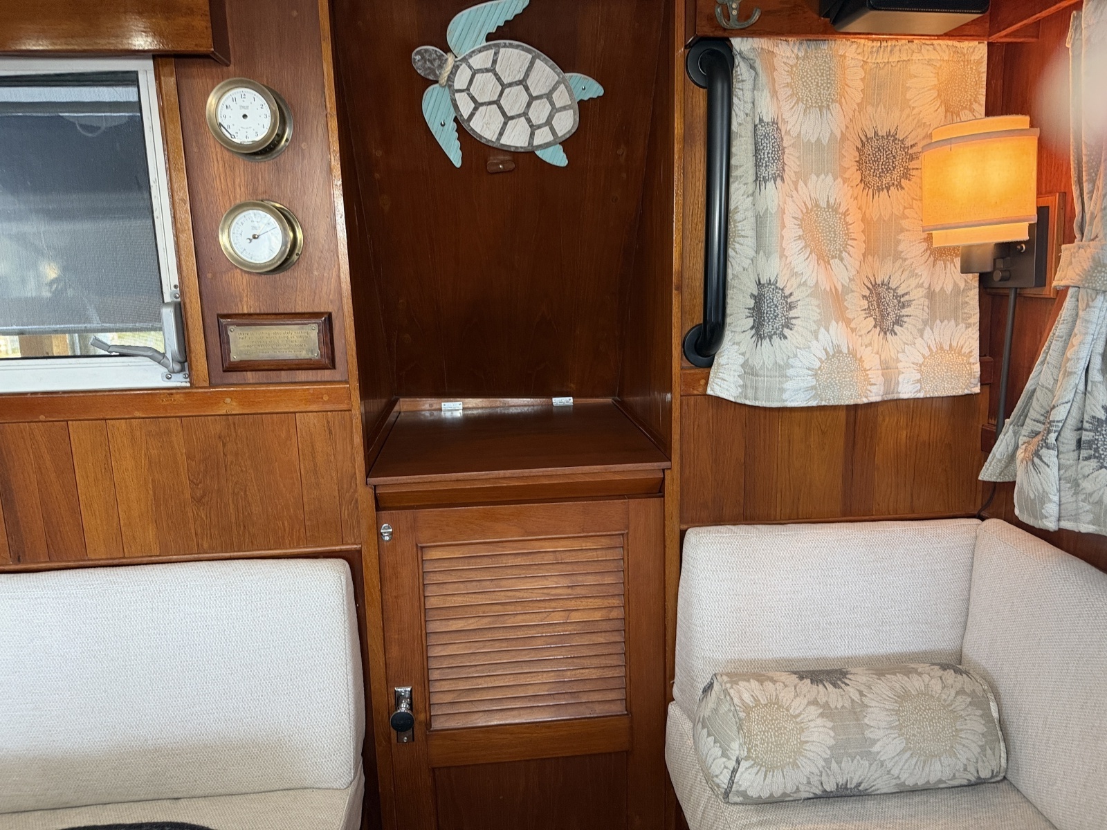 1979 Grand Banks Classic