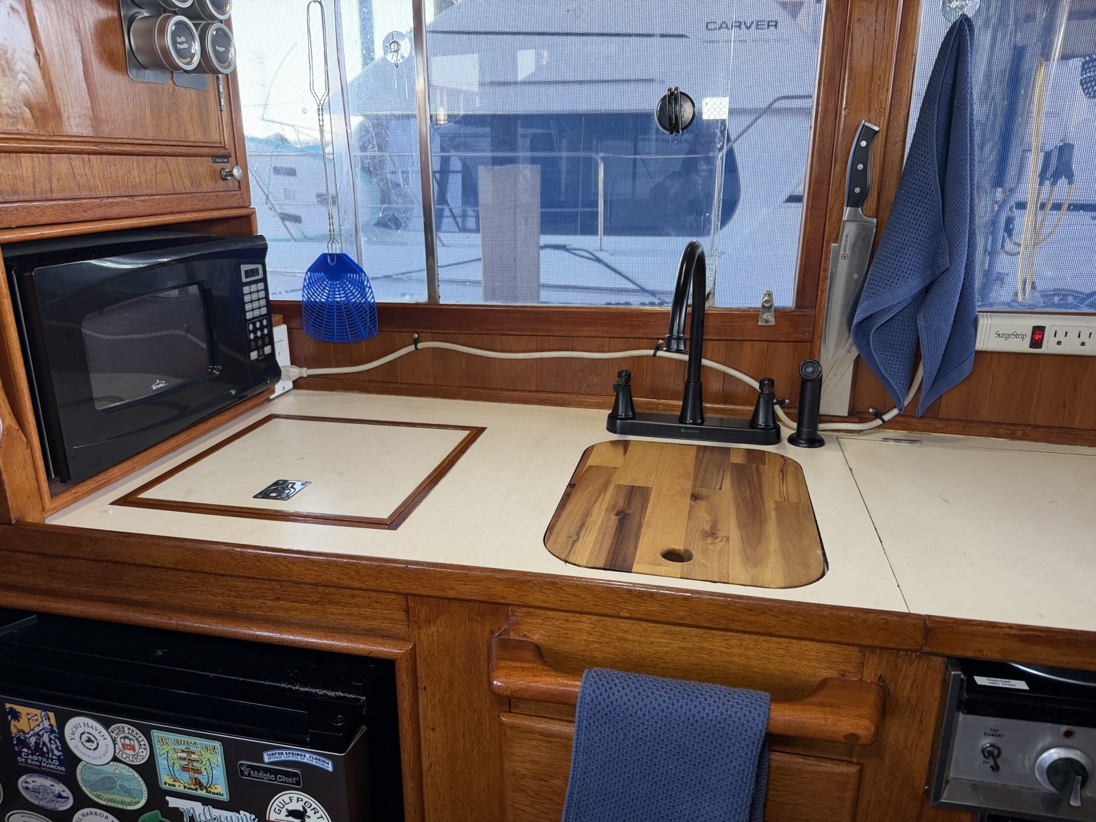 1979 Grand Banks Classic