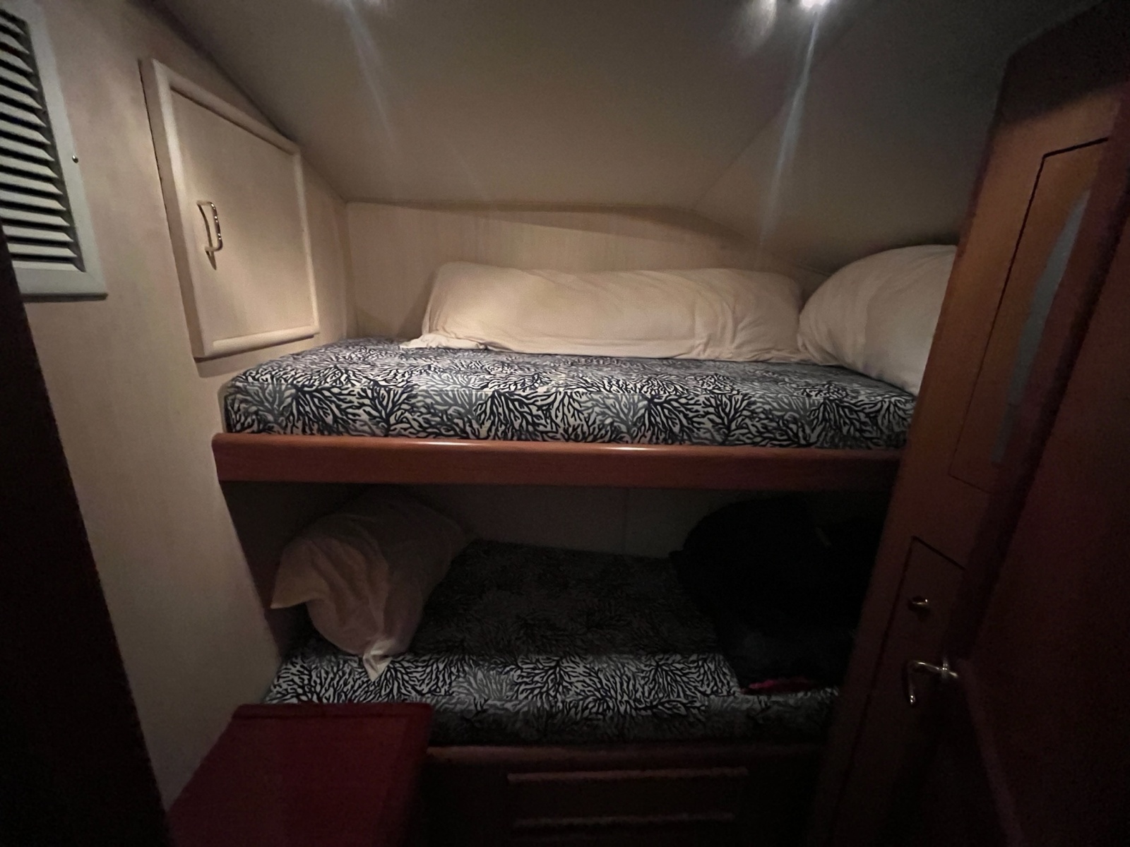 2004 Ocean Yachts 52 Super Sport