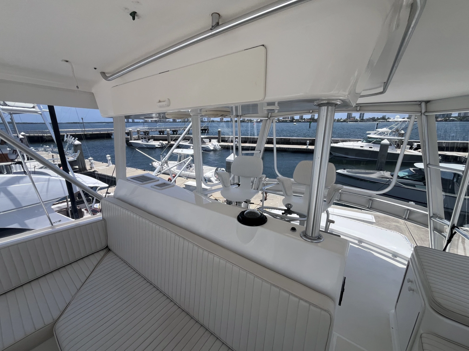 2004 Ocean Yachts 52 Super Sport