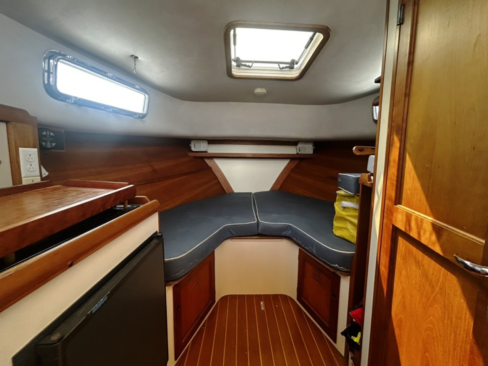 V-berth and Storage
