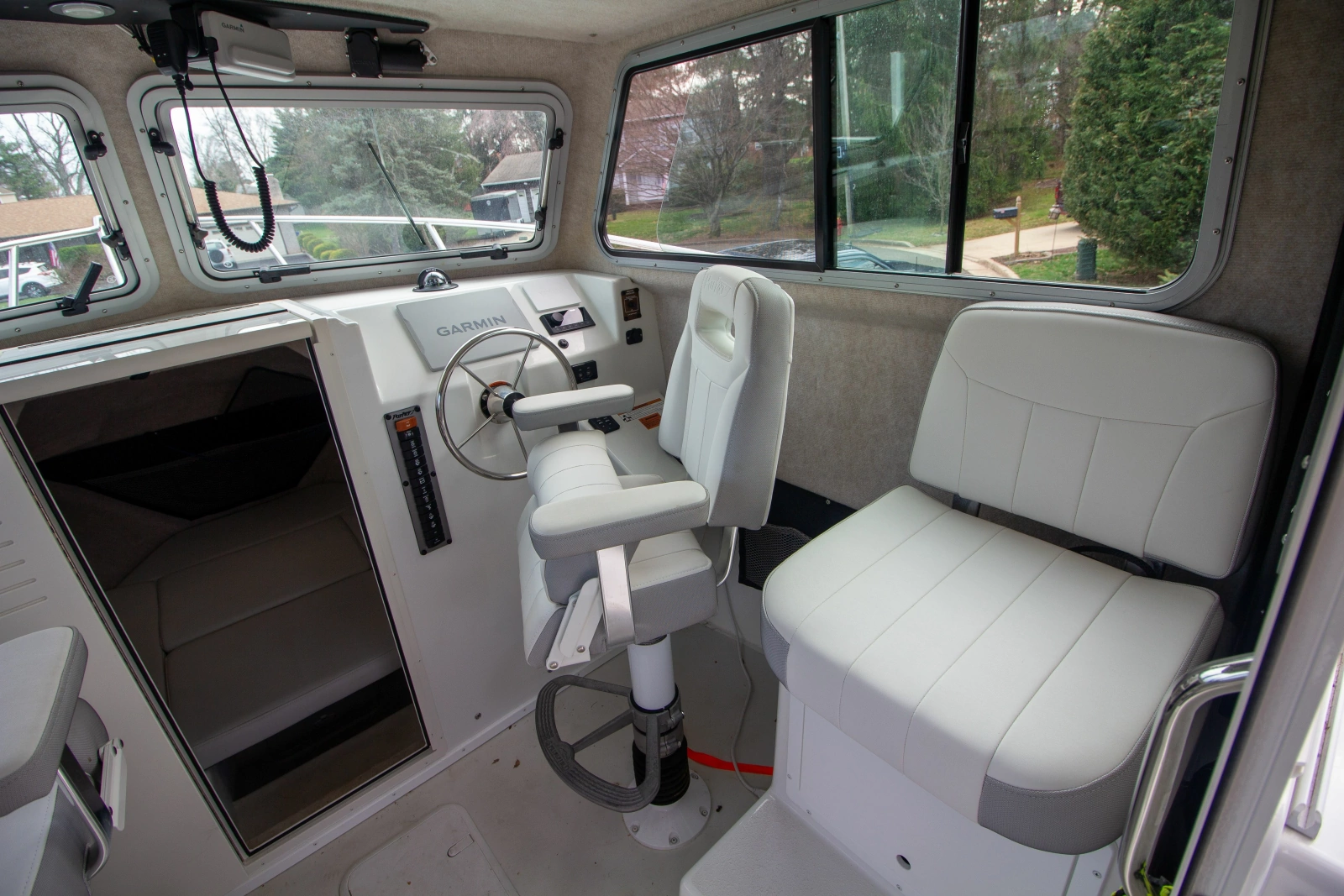 2022 Parker 2520 XLD Sport Cabin