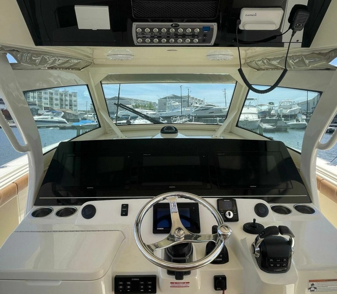 2019 Scout 380 LXF