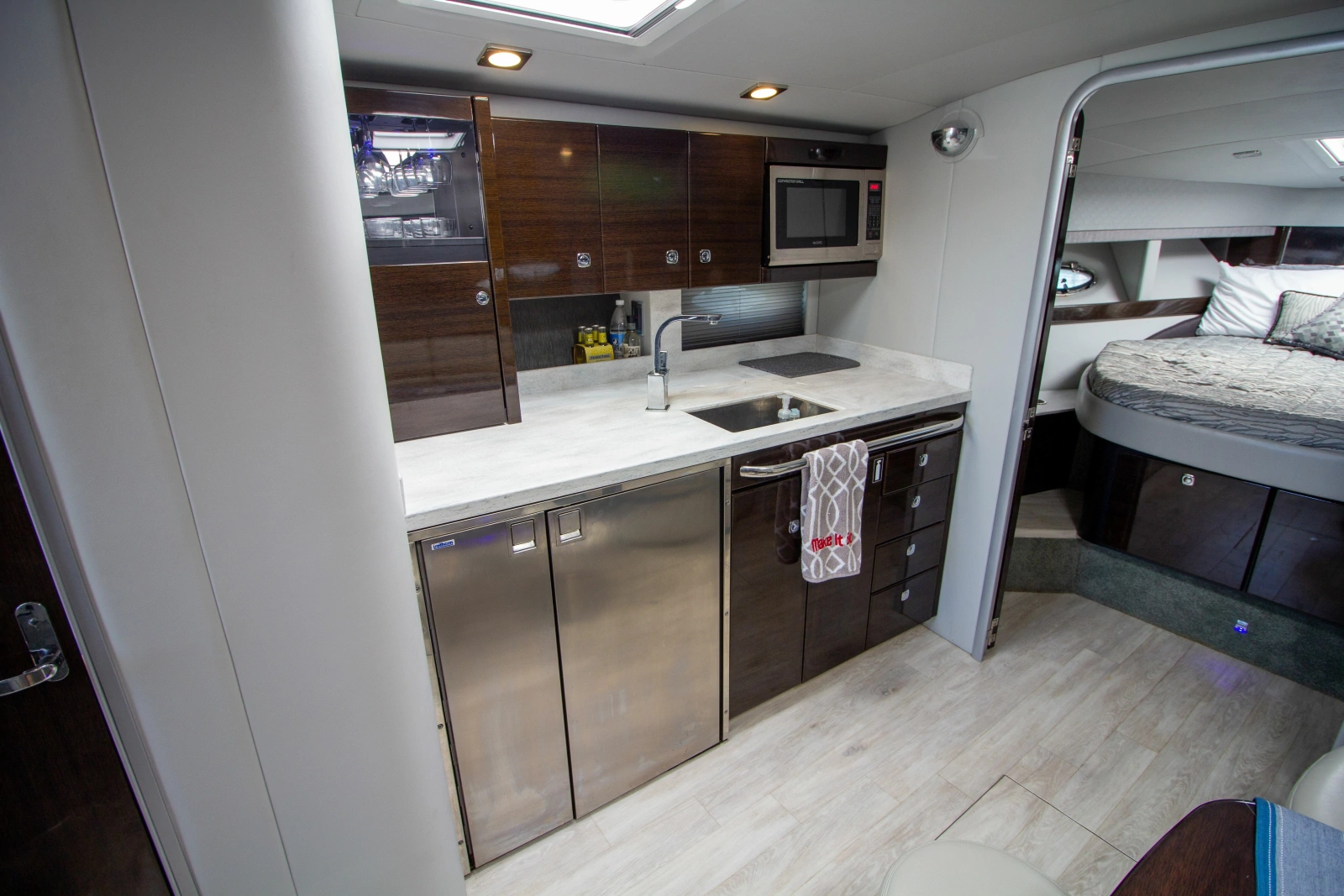 2016 Formula 40 Performance Cruiser
