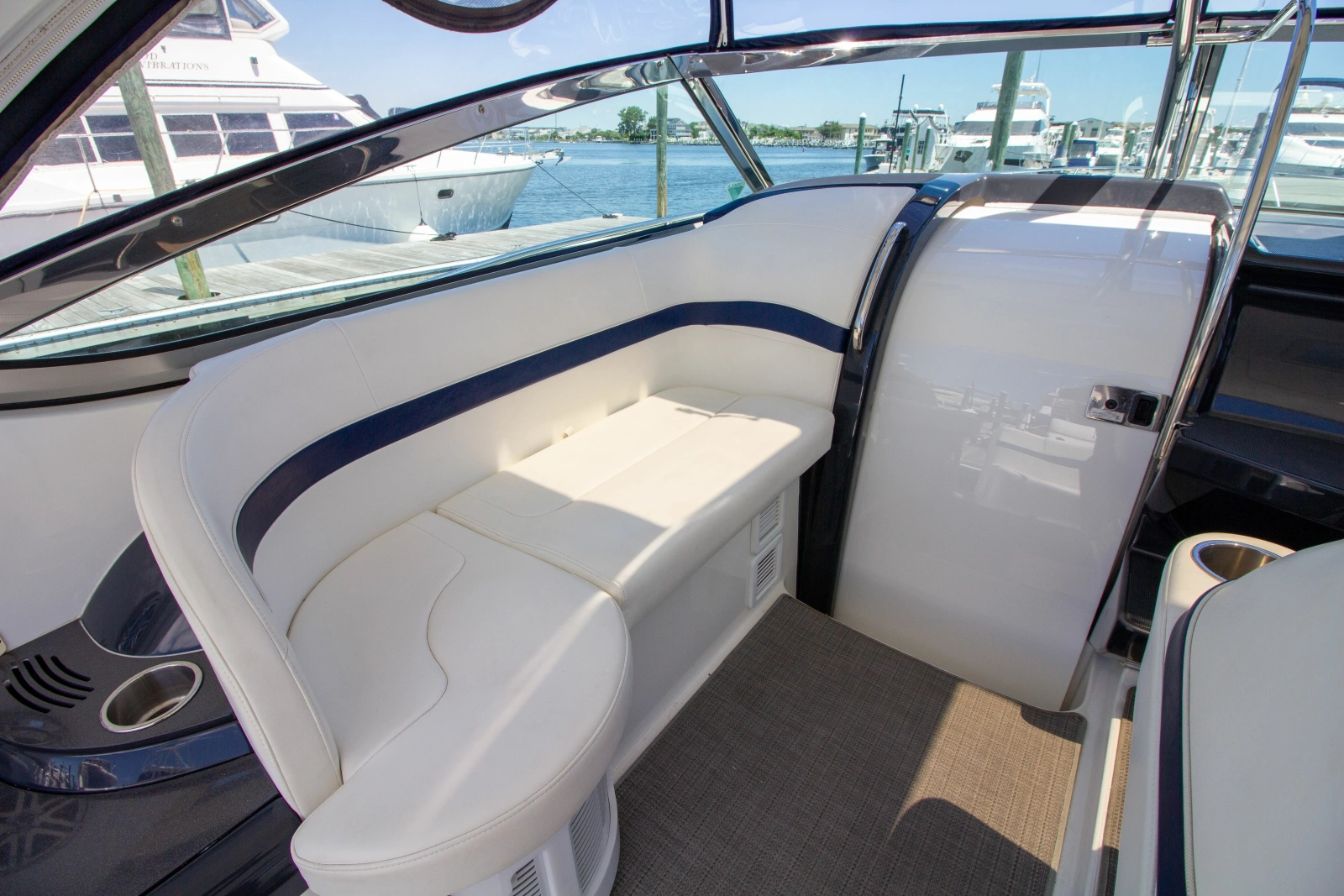 2016 Formula 40 Performance Cruiser