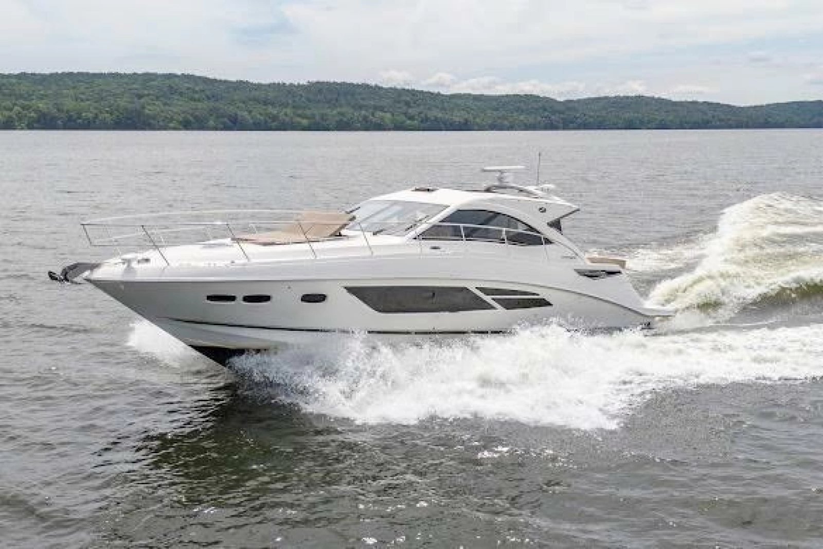 2016 Sea Ray Sundancer 510