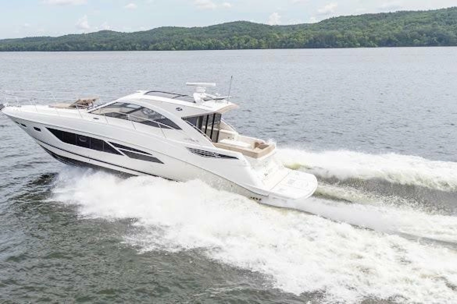 2016 Sea Ray Sundancer 510