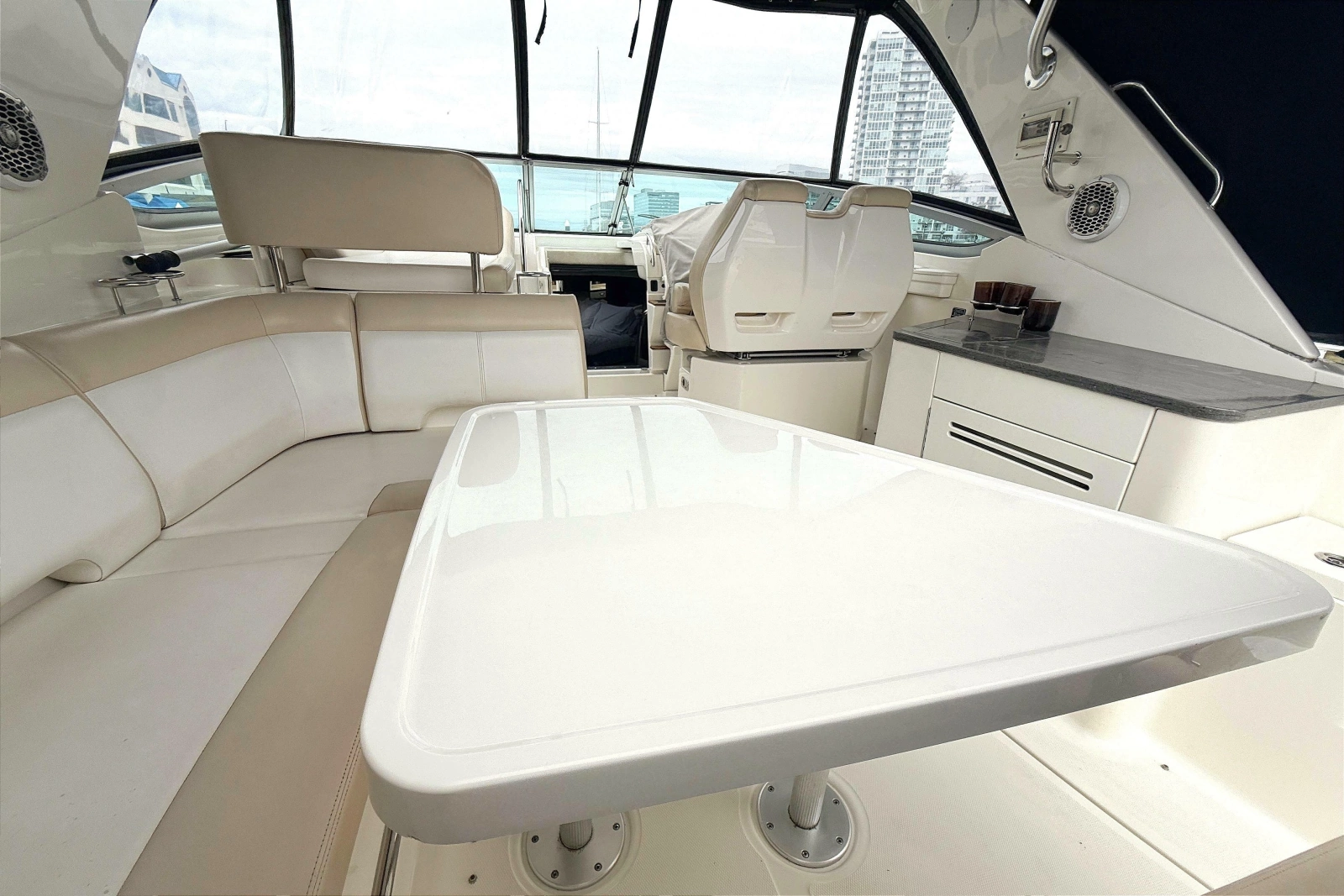 2013 Sea Ray Sundancer 350