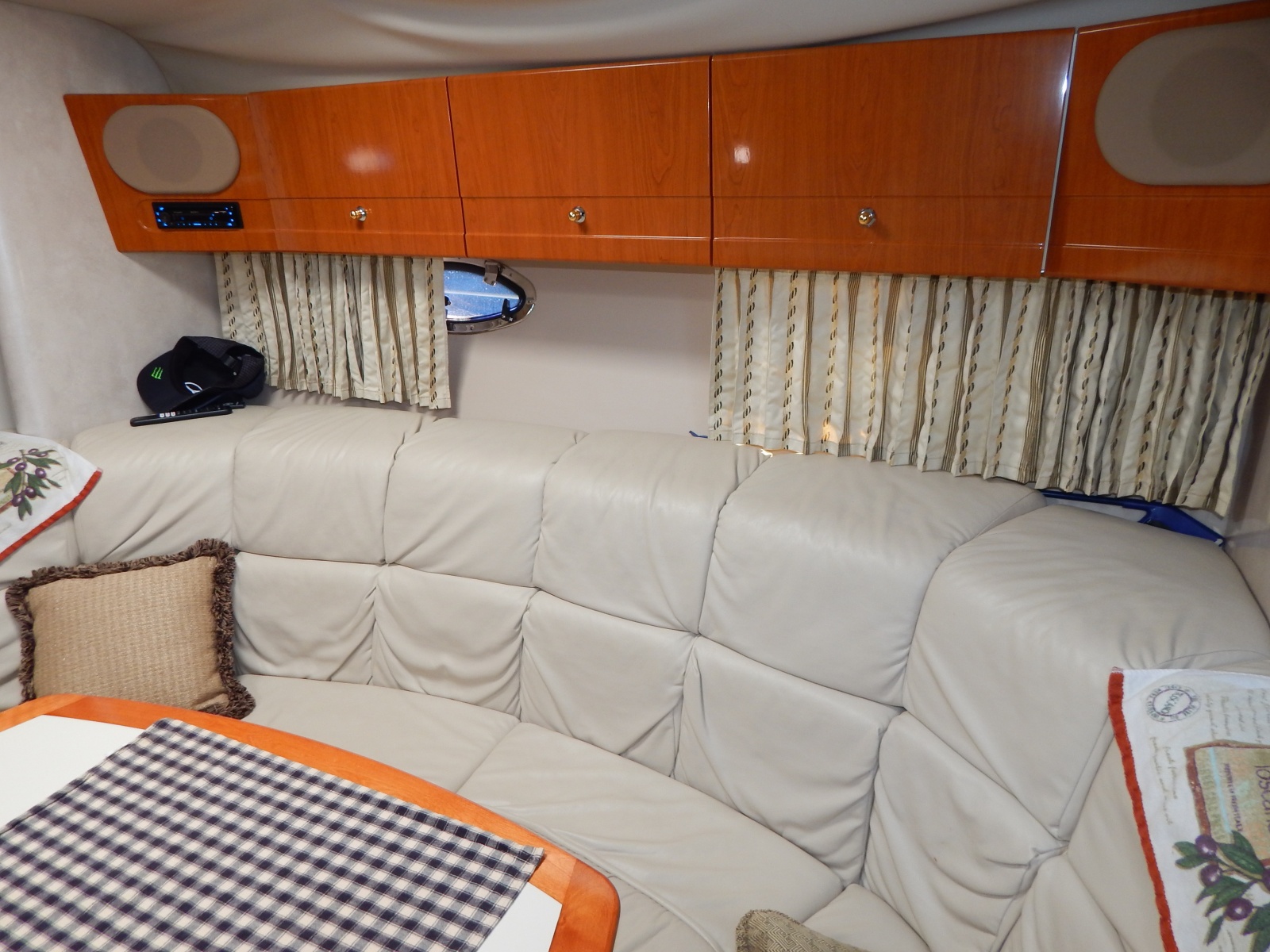 2002 Formula F 37 PC — Argonaut