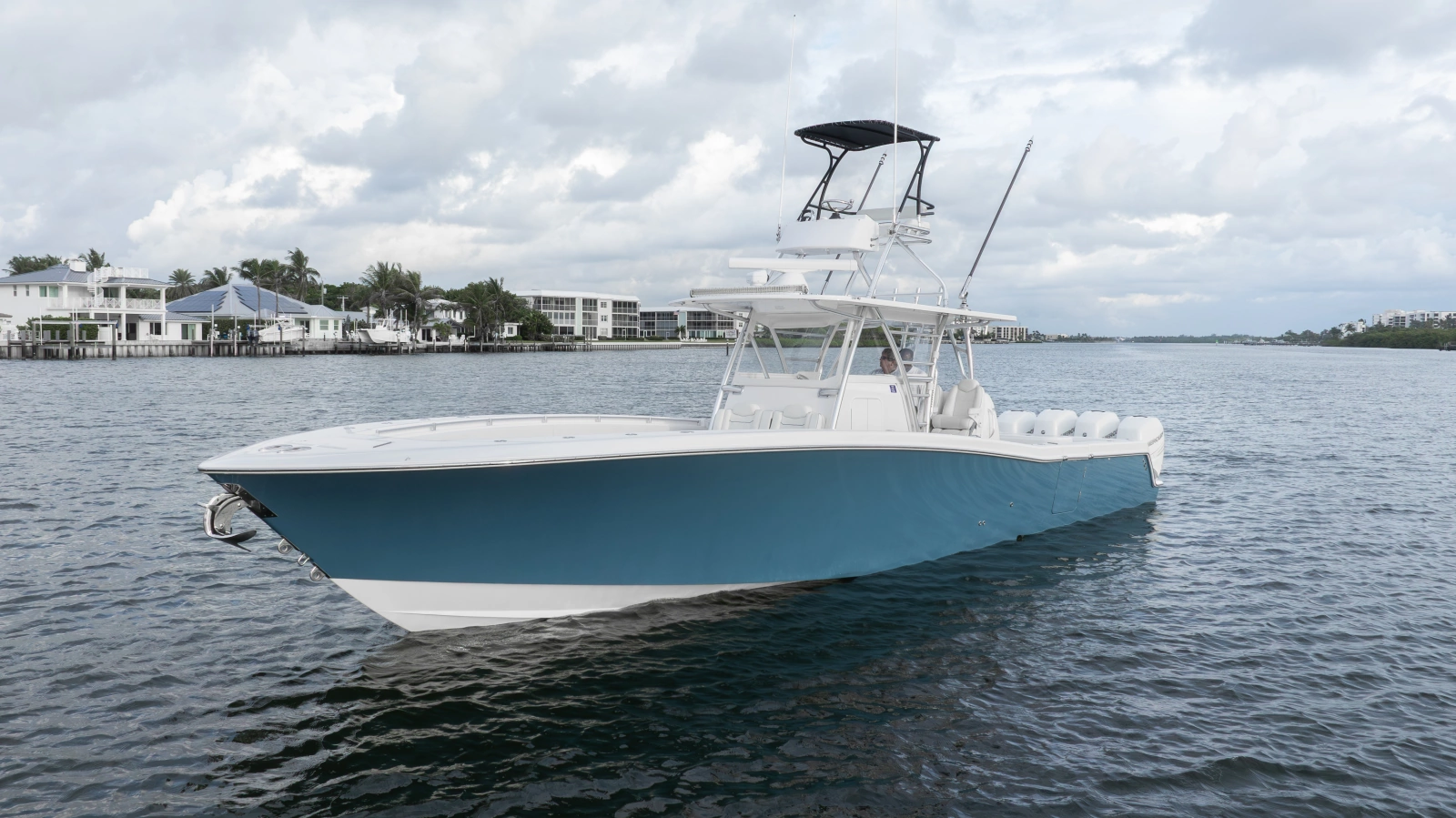 2018 Invincible 42