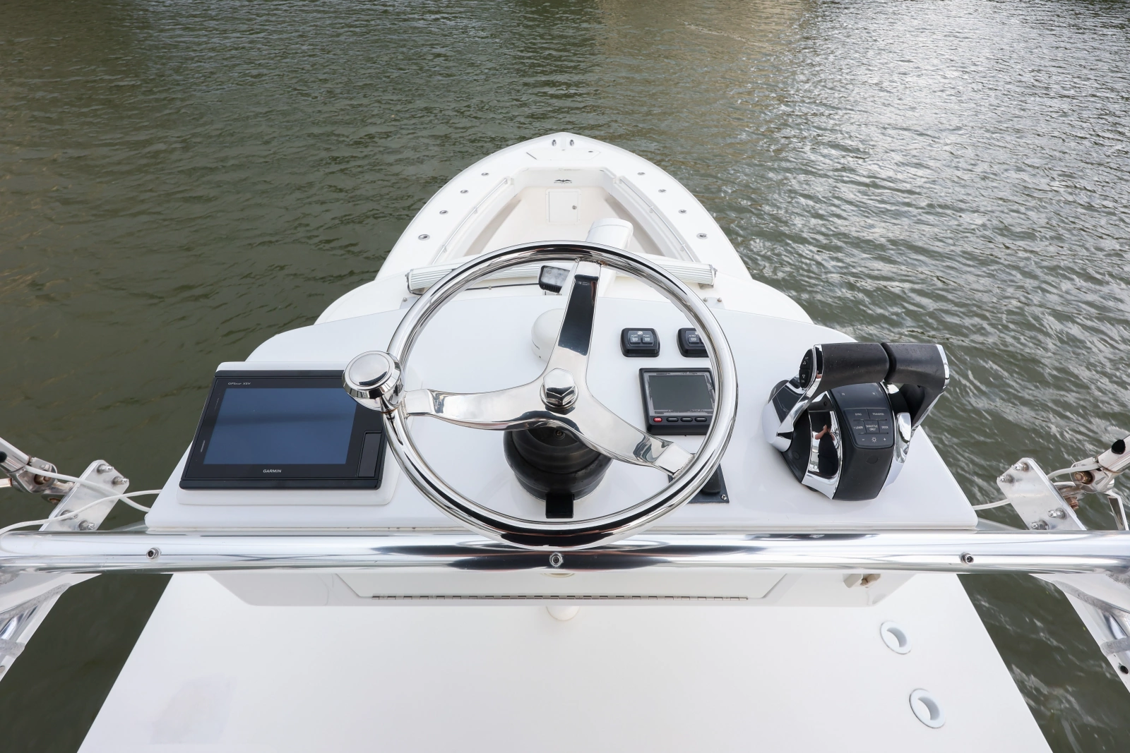 2018 Invincible 42