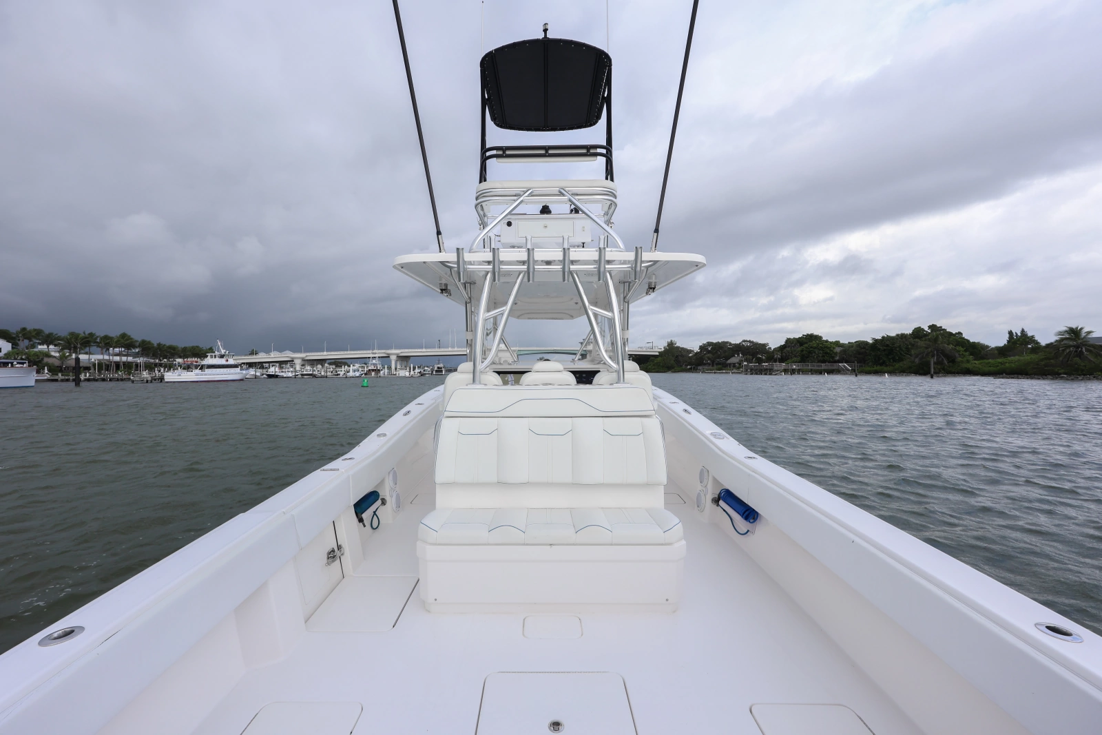 2018 Invincible 42