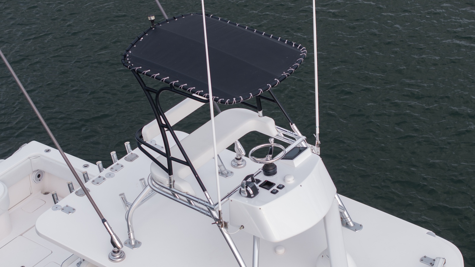 2018 Invincible 42