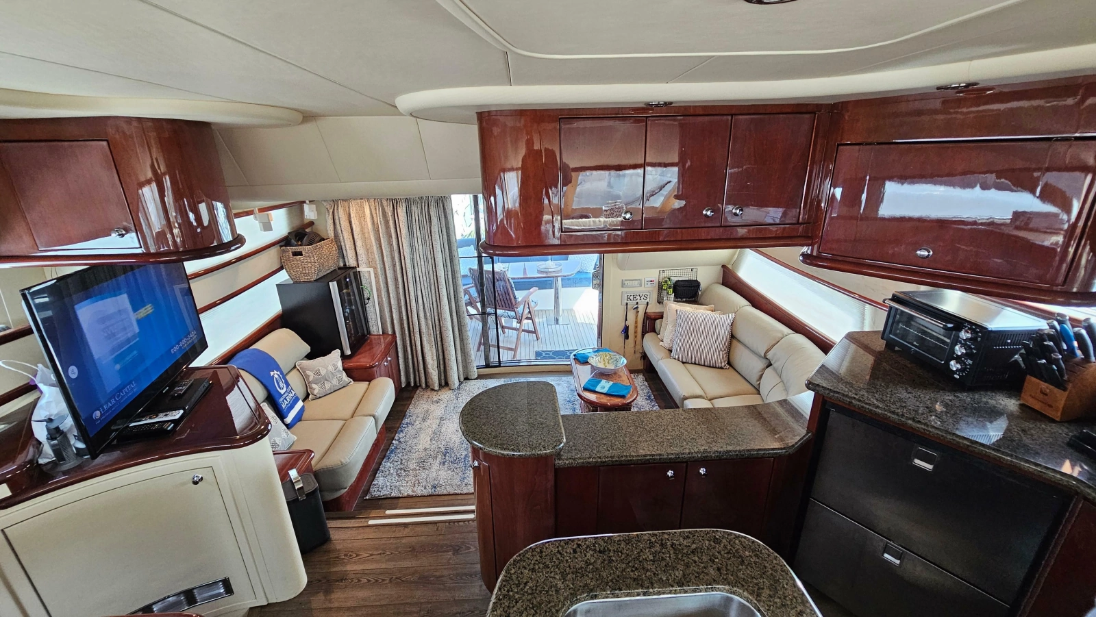 2005 Neptunus 56 Flybridge