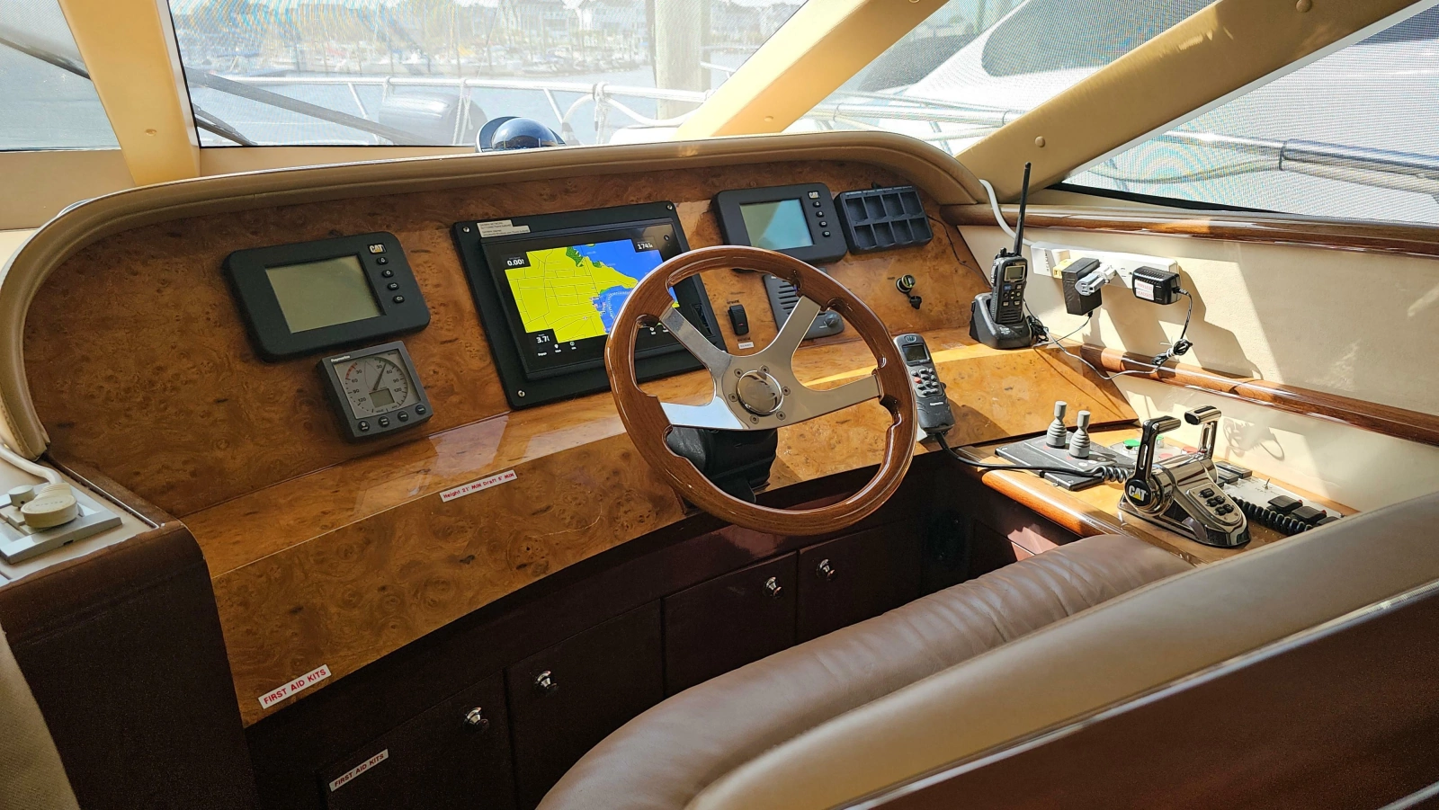 2005 Neptunus 56 Flybridge