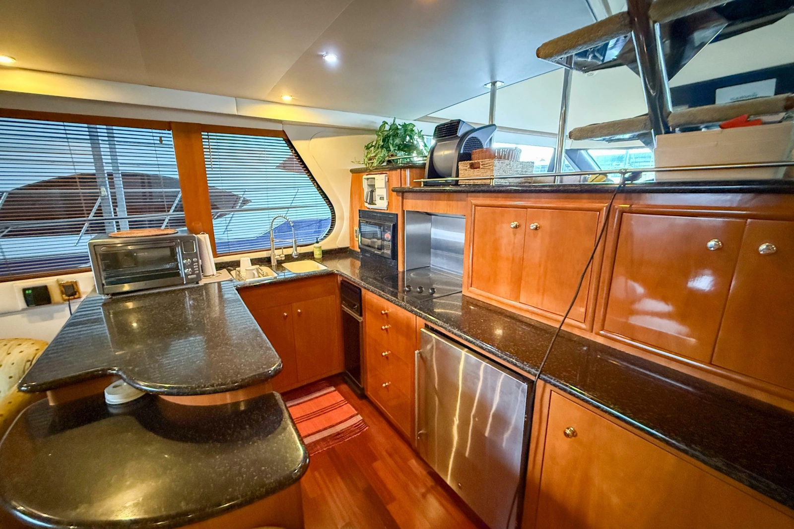 2001 Carver 570 Voyager Pilothouse