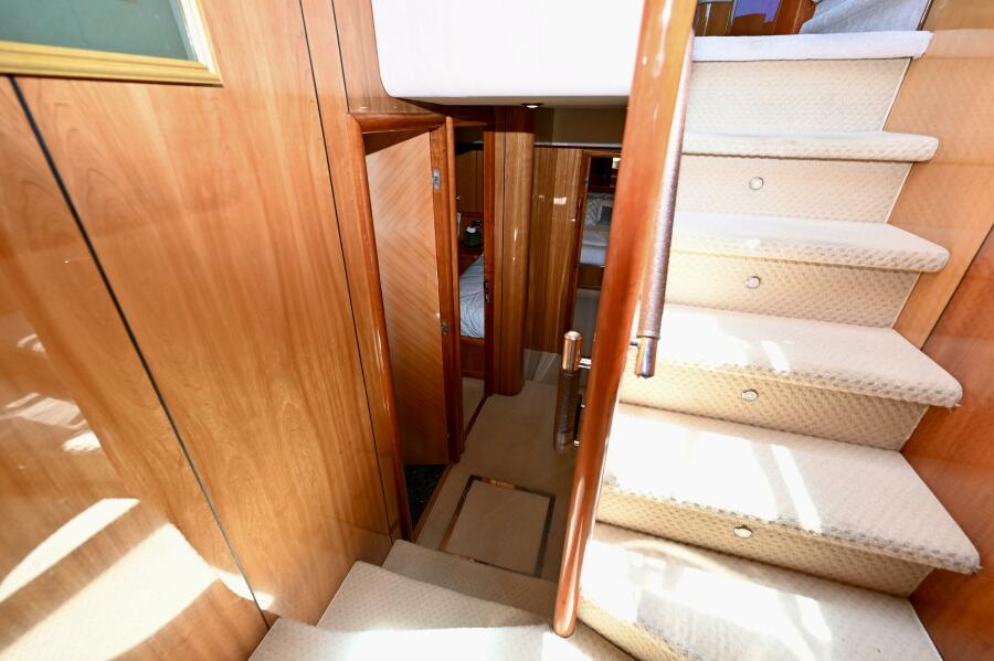 2005 Sunseeker Yacht
