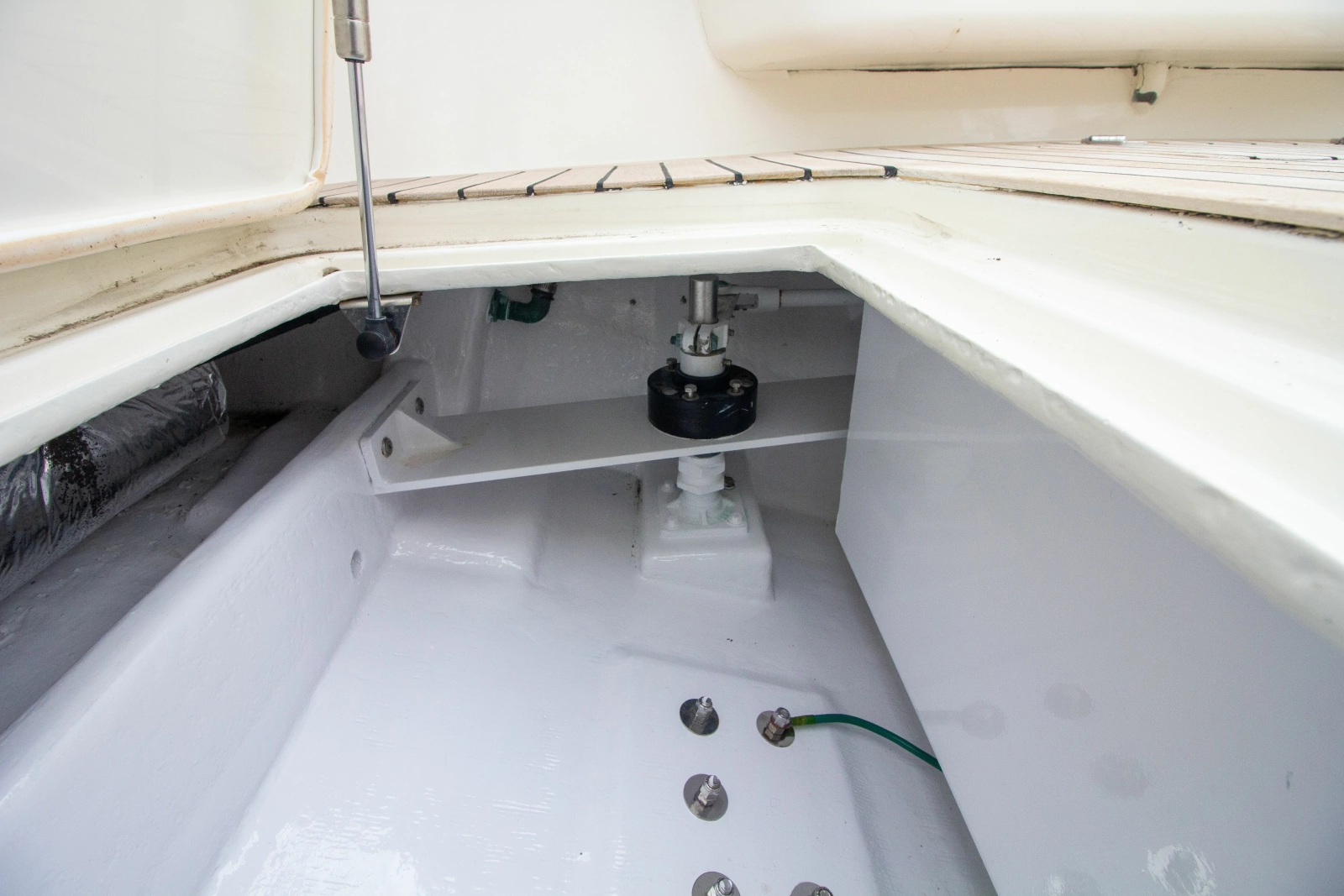 1996 Tides 27