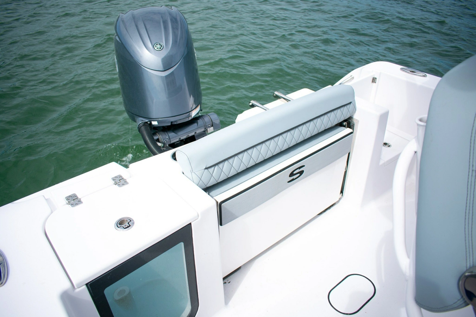 2026 Sportsman Open 212 Center Console