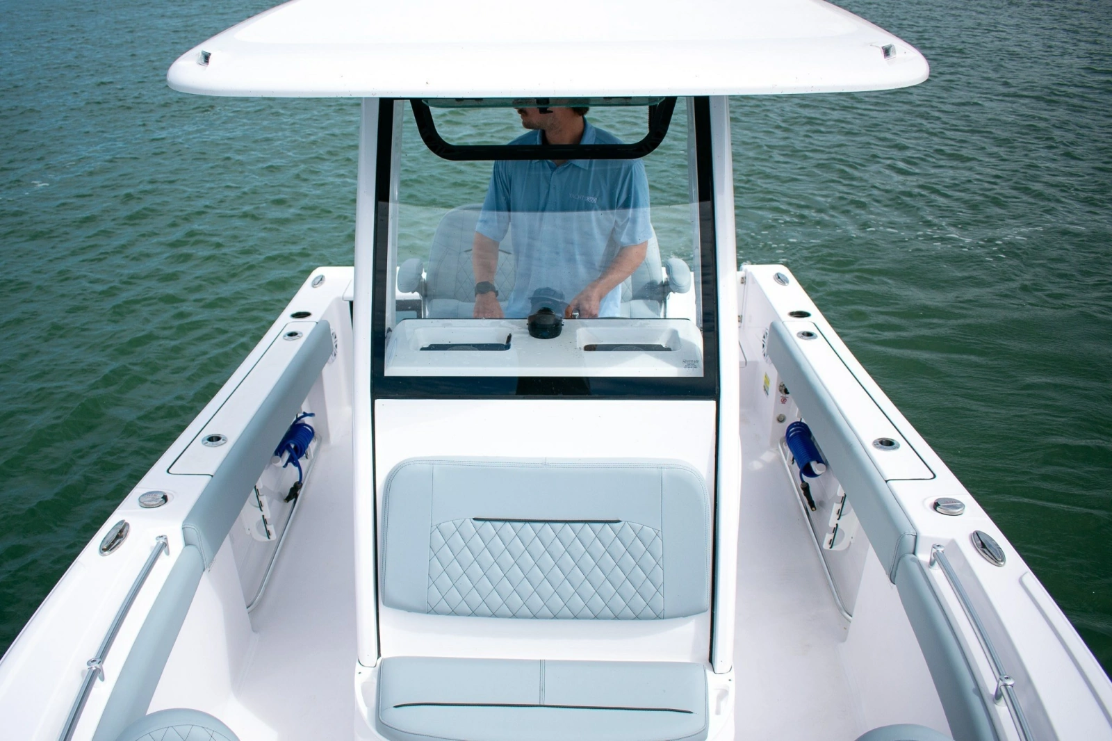 2026 Sportsman Open 212 Center Console