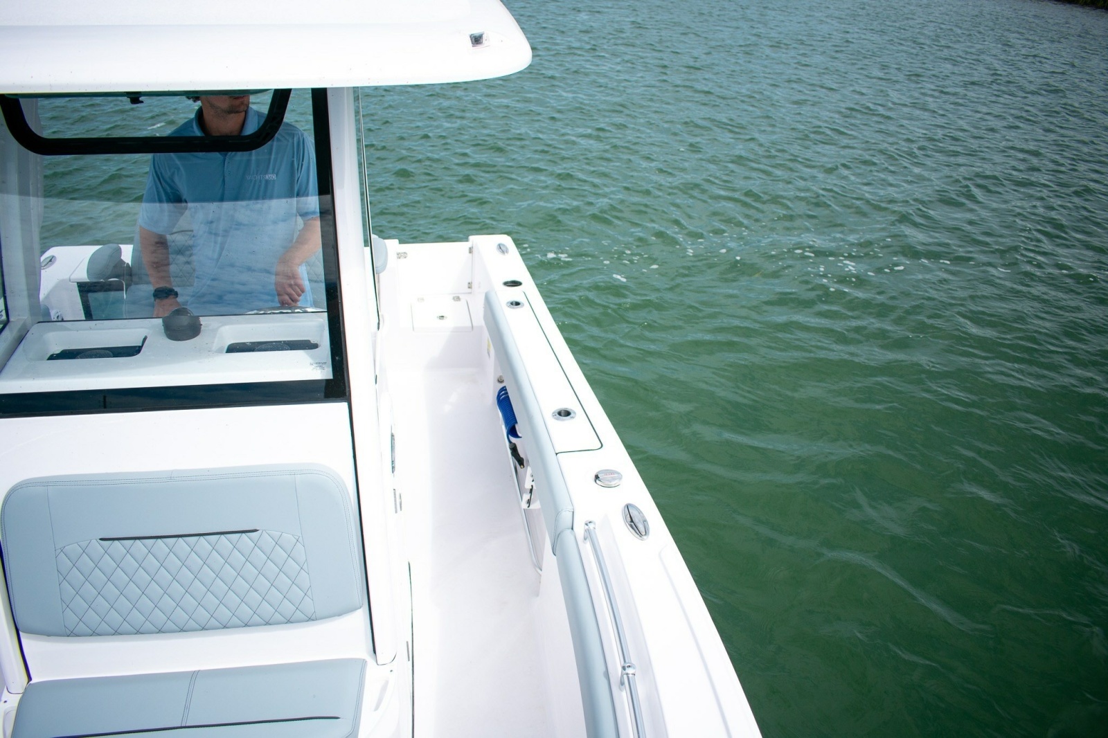 2026 Sportsman Open 212 Center Console