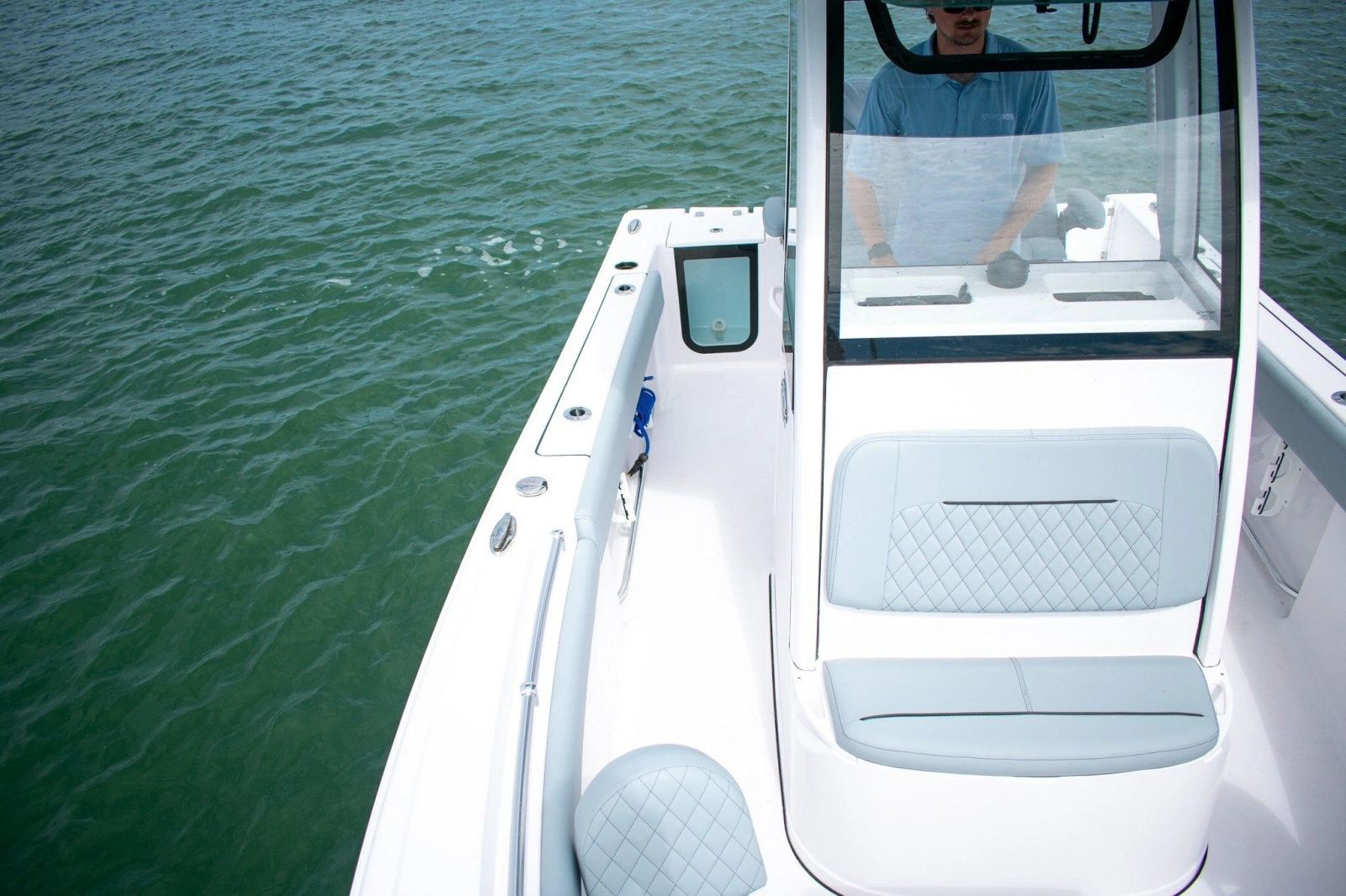 2026 Sportsman Open 212 Center Console