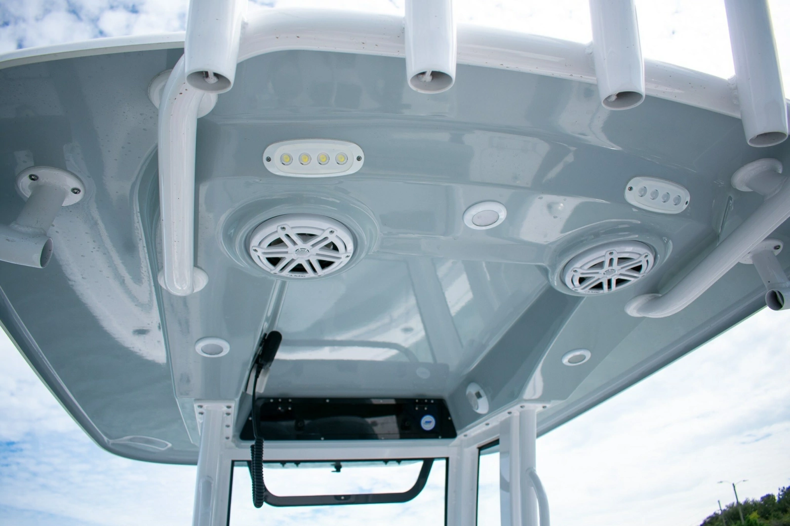 2026 Sportsman Open 212 Center Console