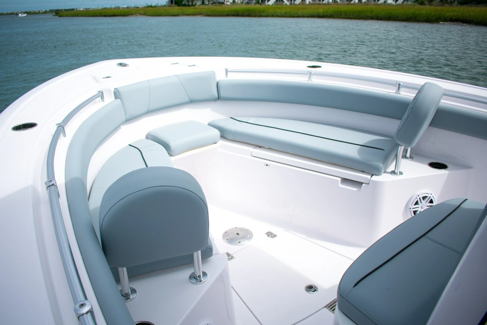 2026 Sportsman Open 212 Center Console