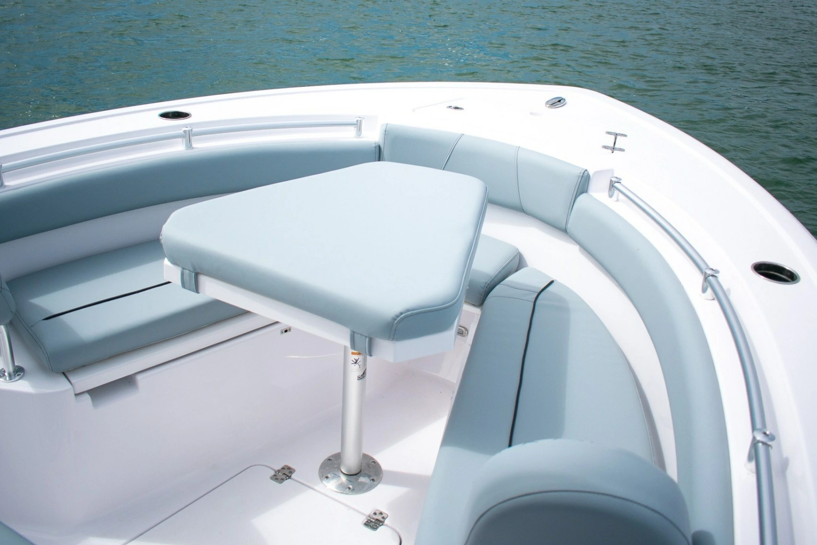 2026 Sportsman Open 212 Center Console