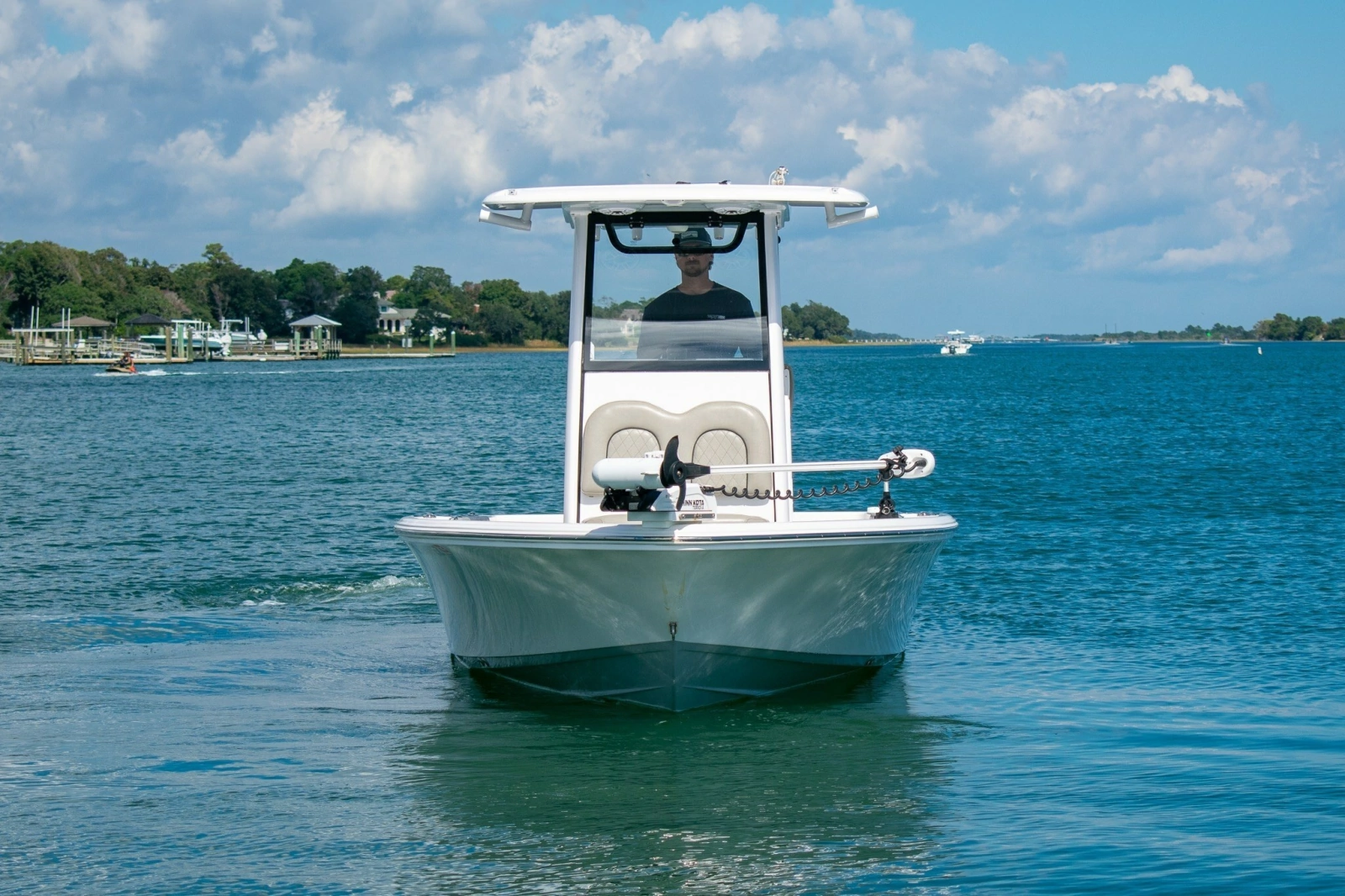 2023 Sportsman Masters 247 Bay Boat