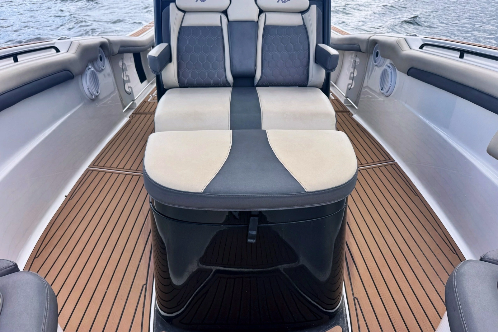 2019 Tidewater 320 CC Adventure