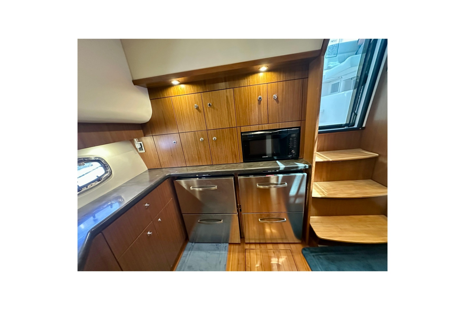 2018 Tiara Yachts 4300 Open