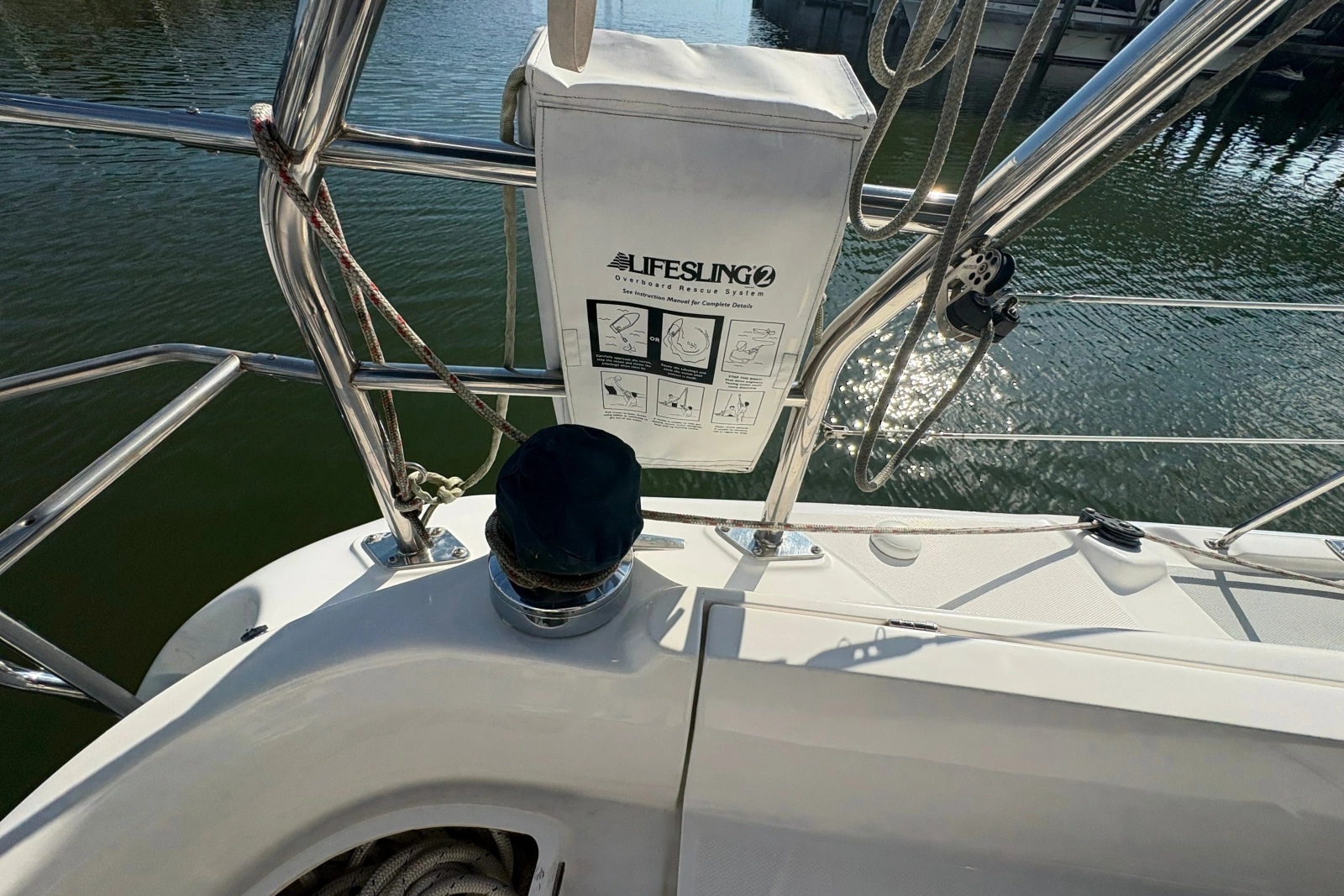 2007 Hunter 41 Deck Salon