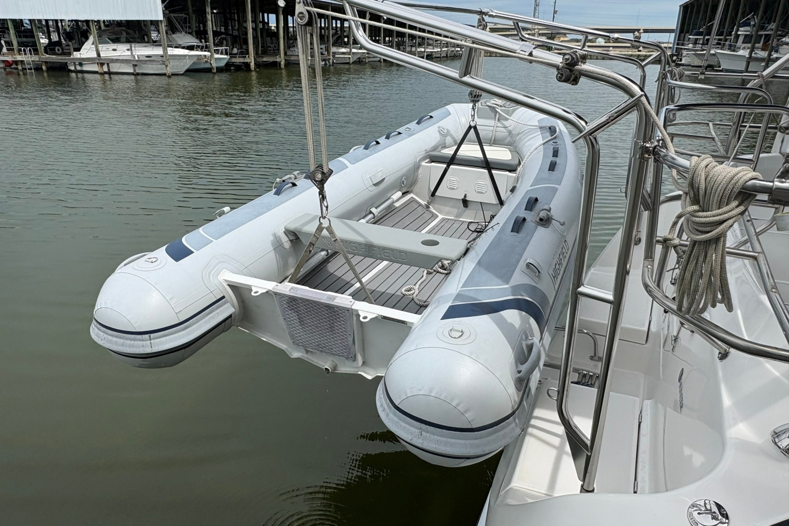 2007 Hunter 41 Deck Salon