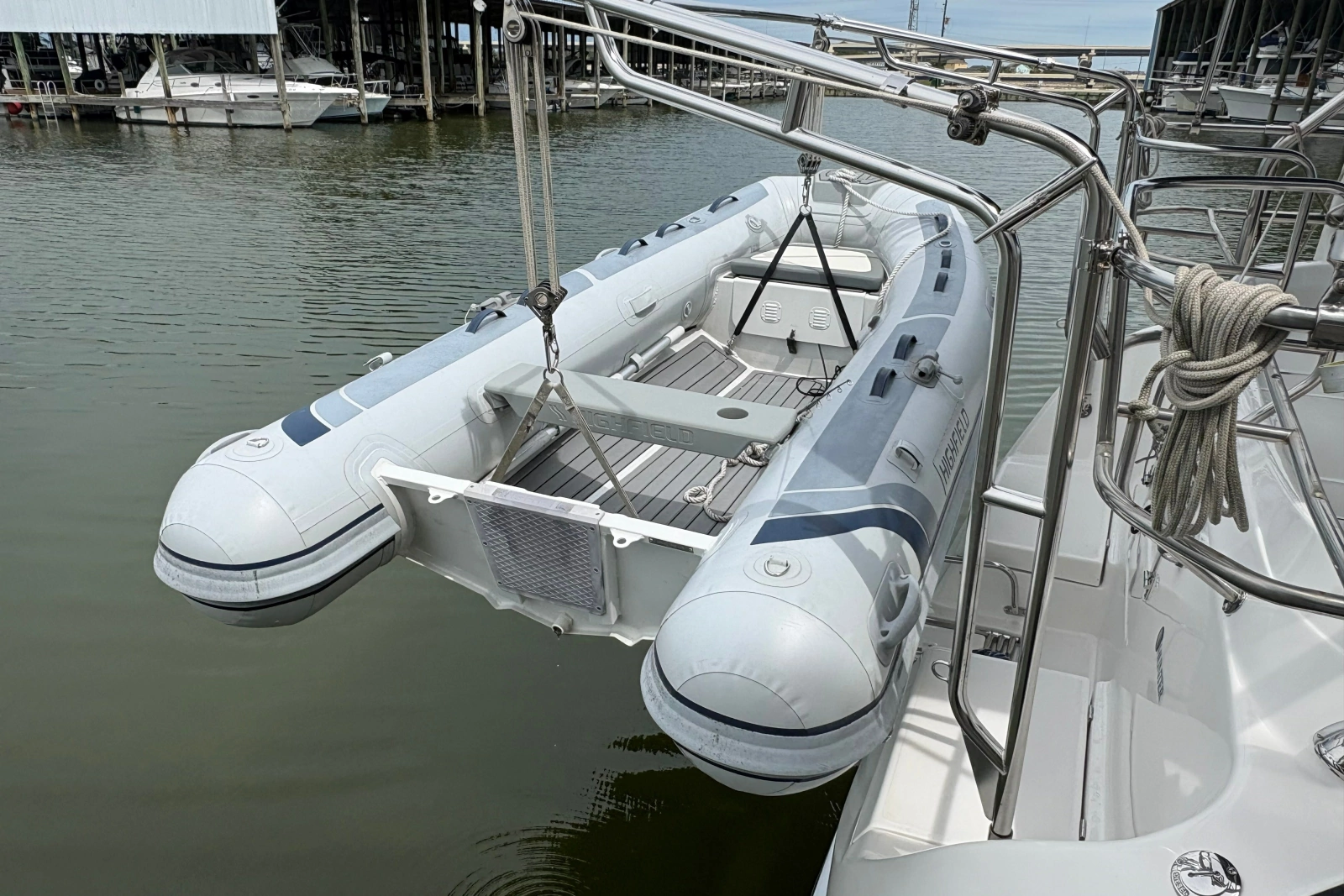 2007 Hunter 41 Deck Salon