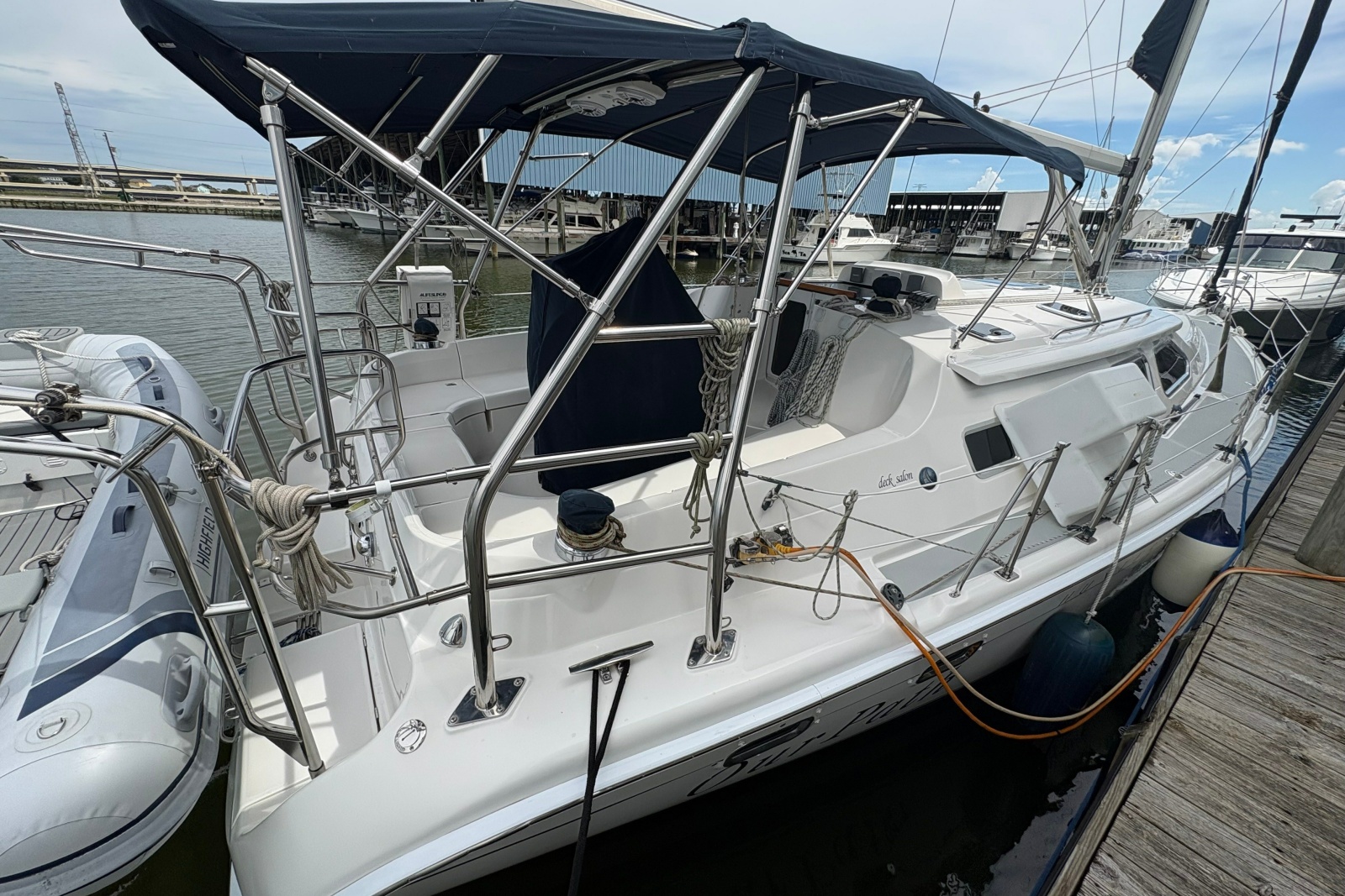 2007 Hunter 41 Deck Salon