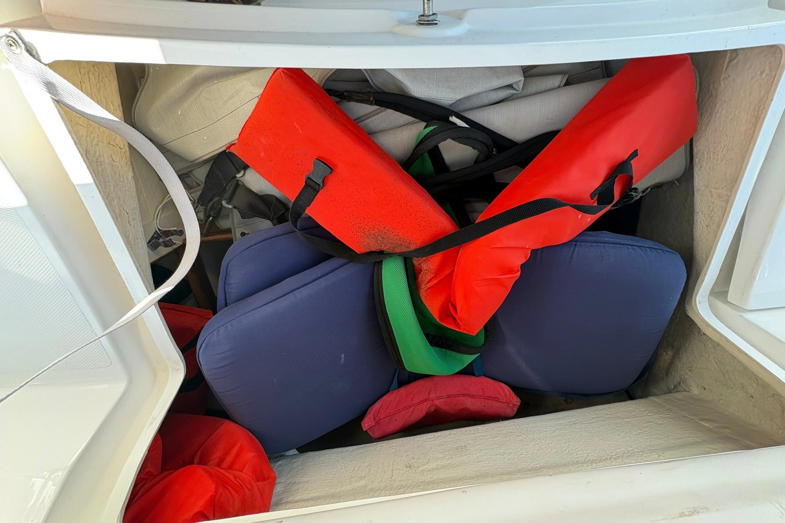 2007 Hunter 41 Deck Salon
