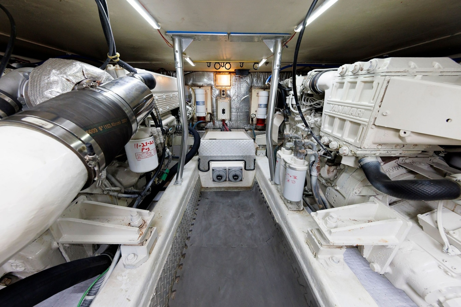 2003 Ocean Yachts 43 Super Sport
