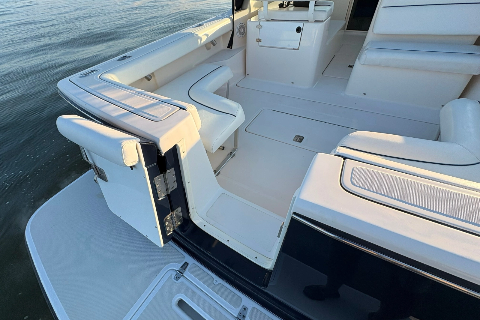 2003 Tiara Yachts 2900 Coronet