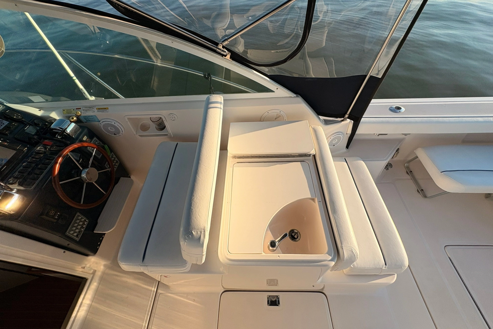 2003 Tiara Yachts 2900 Coronet