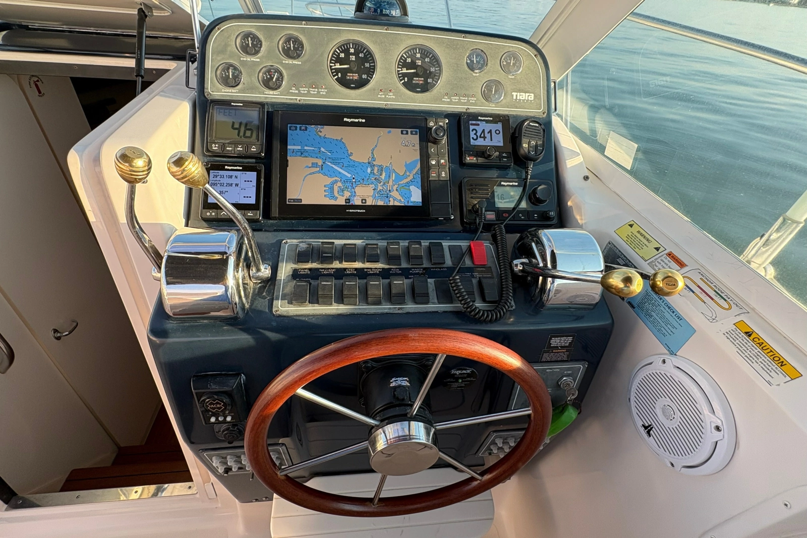 2003 Tiara Yachts 2900 Coronet