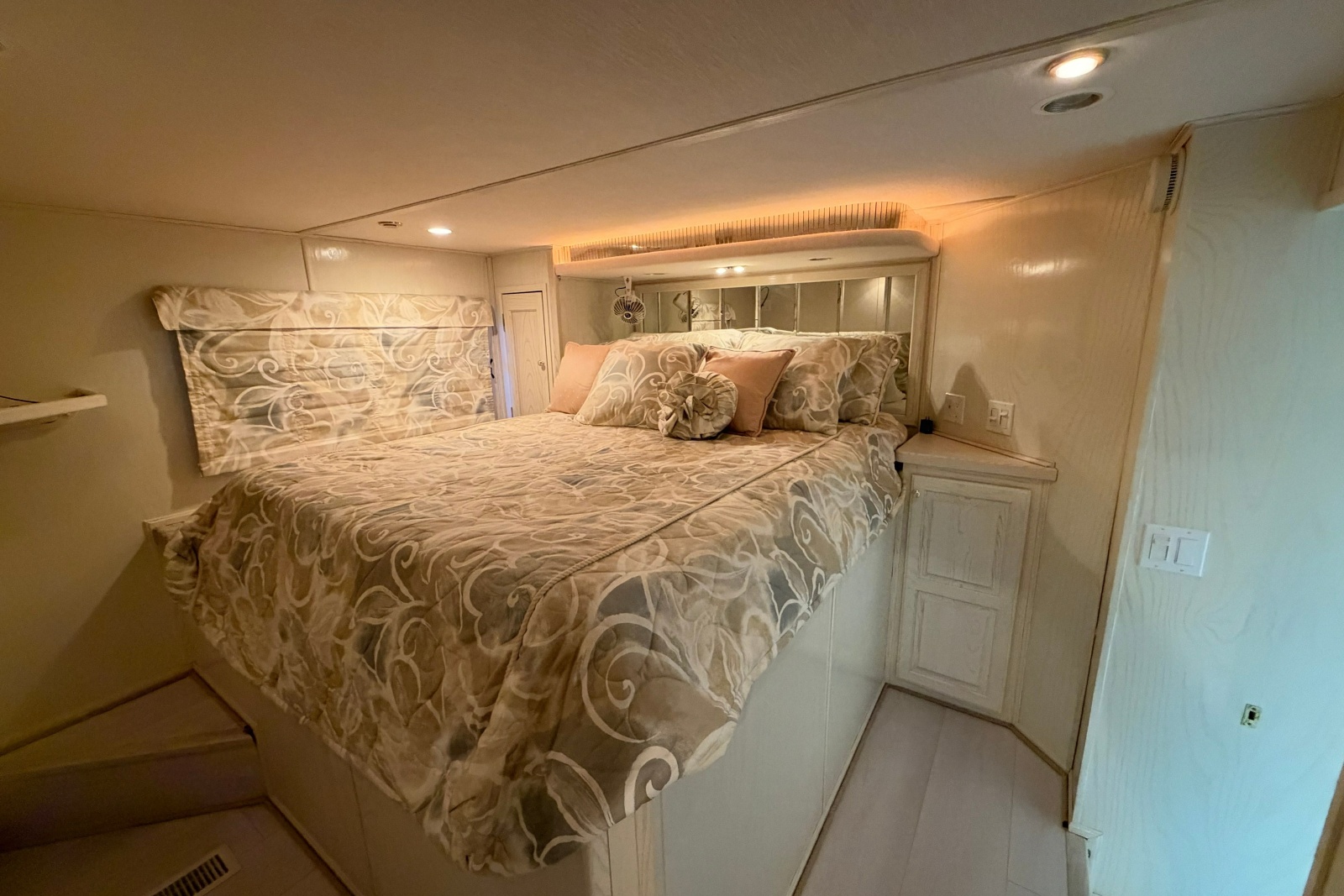 1999 Fantasy 75' x 17' Custom