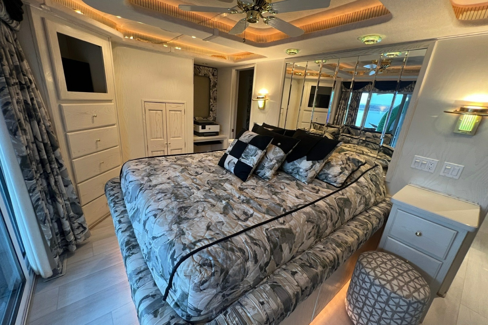 1999 Fantasy 75' x 17' Custom