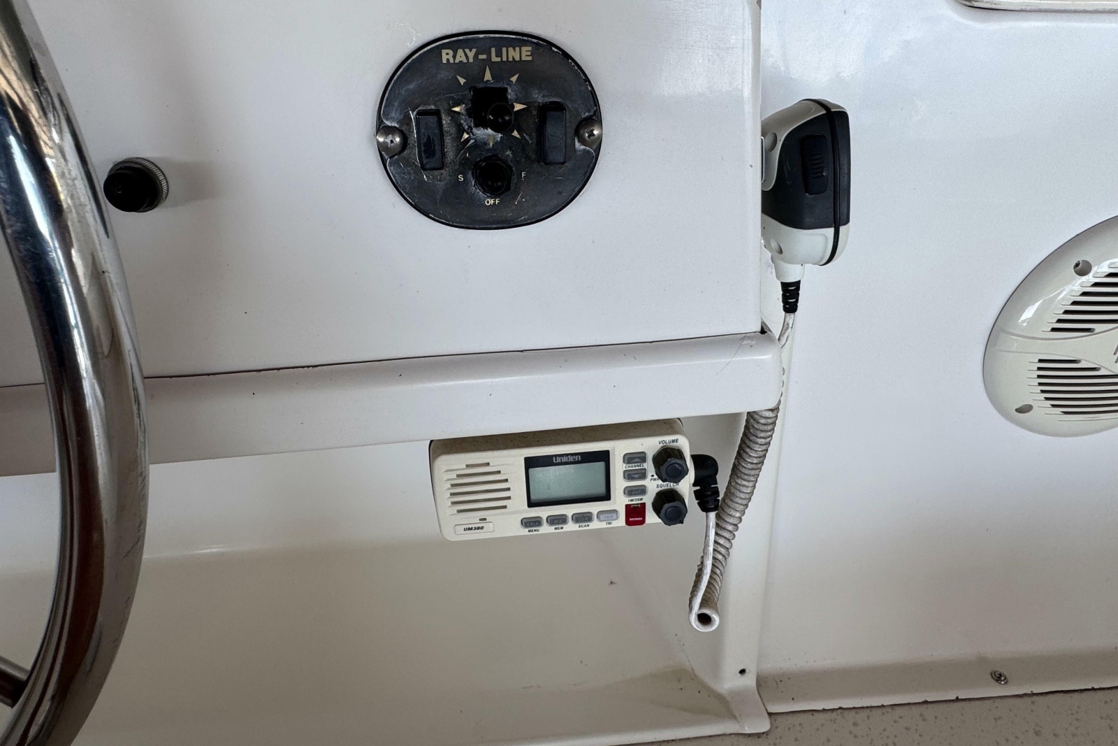 1993 Gibson 44 CABIN YACHT